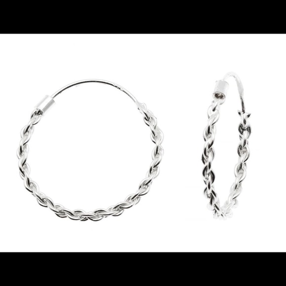Jewelry - Sterling silver chain link hoop earrings